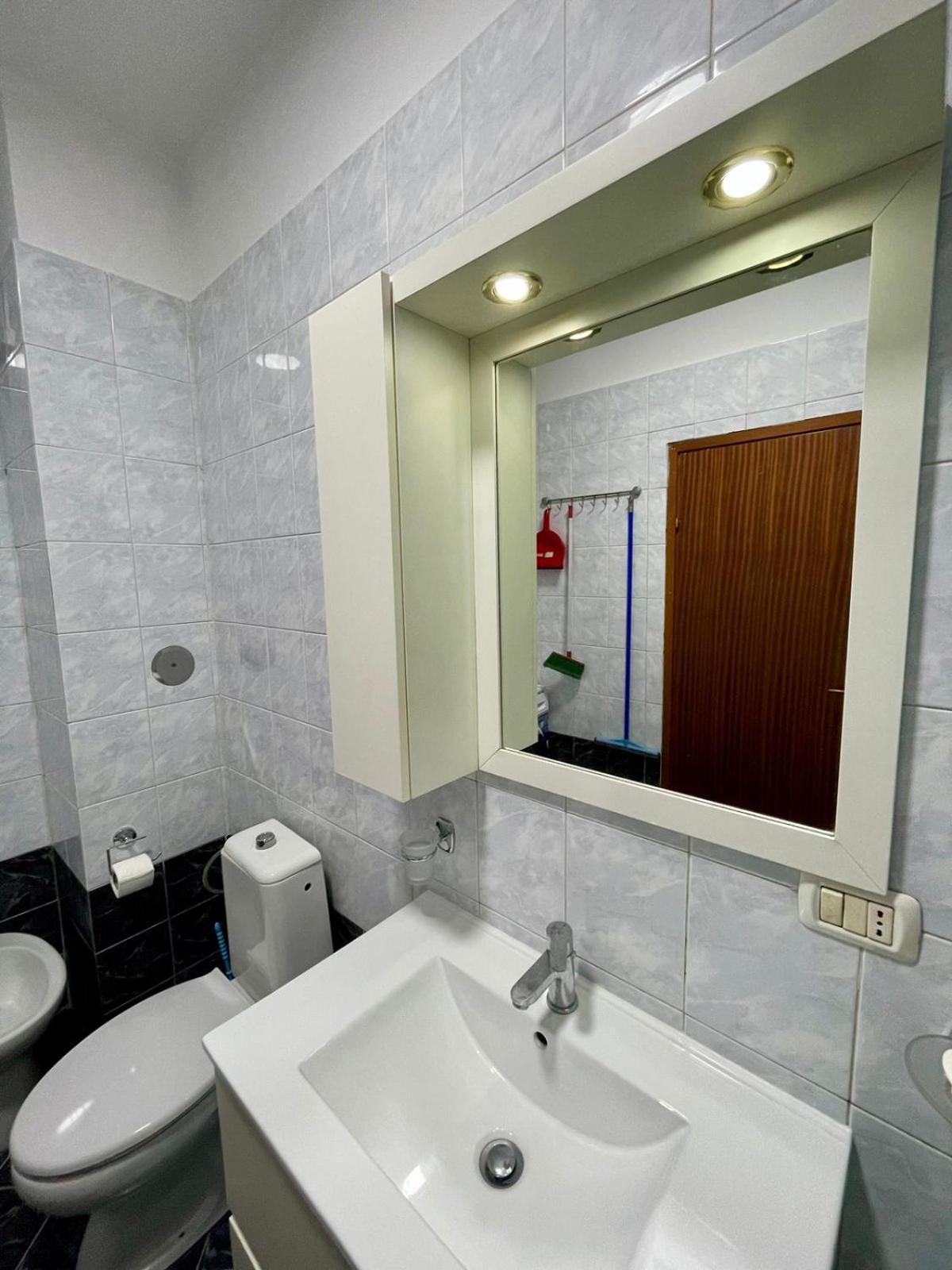 Apartamento Skybase Tirana Exterior foto